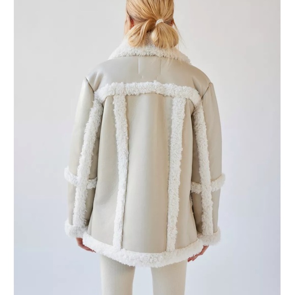 NWT Urban Outfitters Willa Faux Cream Leather Jacket - Sold Out Online!! - Picture 2 of 6